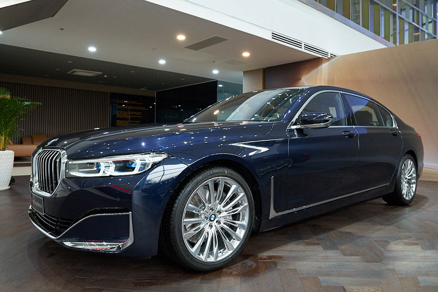 Giá xe BMW 740Li Pure Excellence 2020