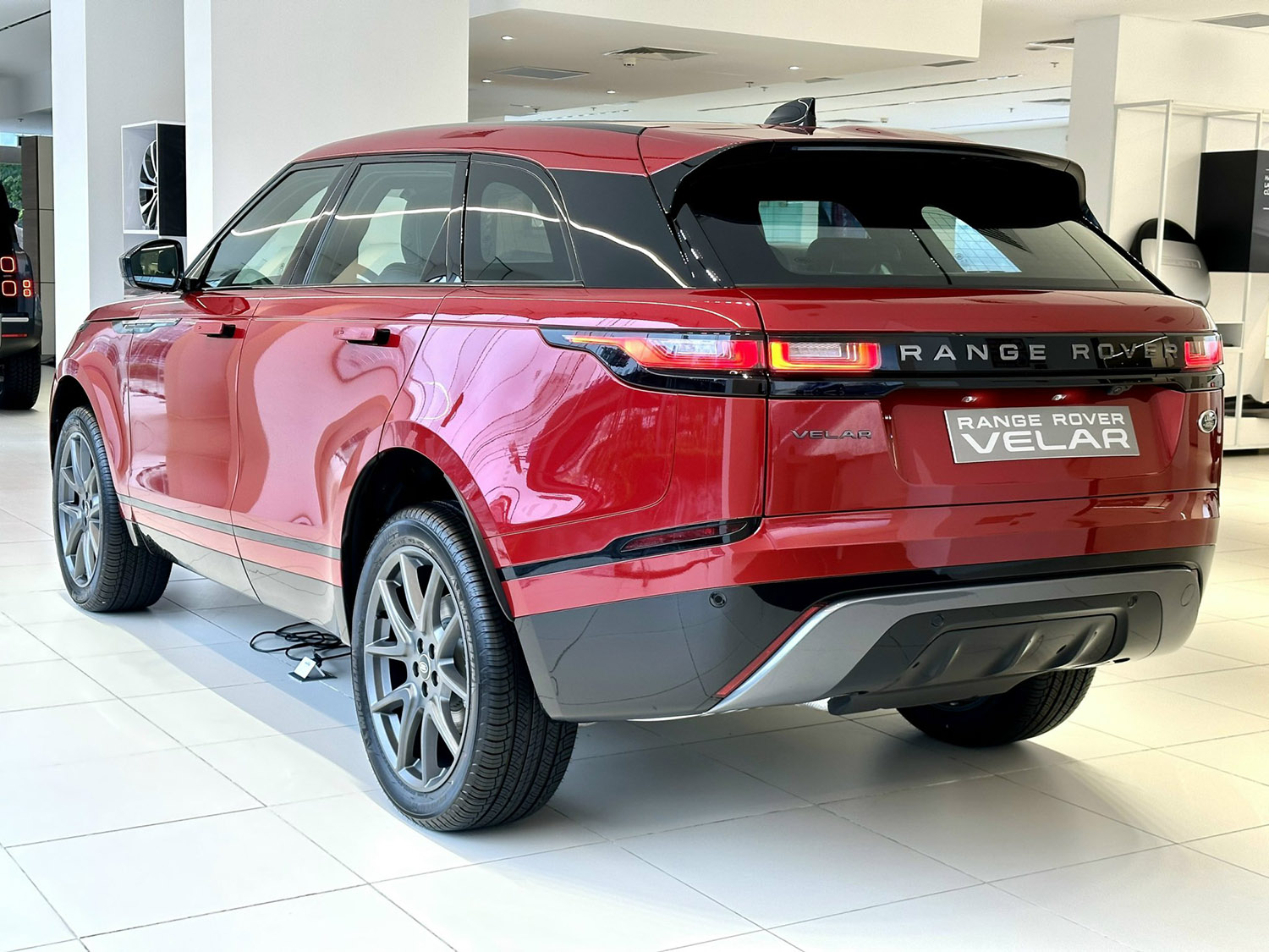 Giá xe Range Rover 2023_3