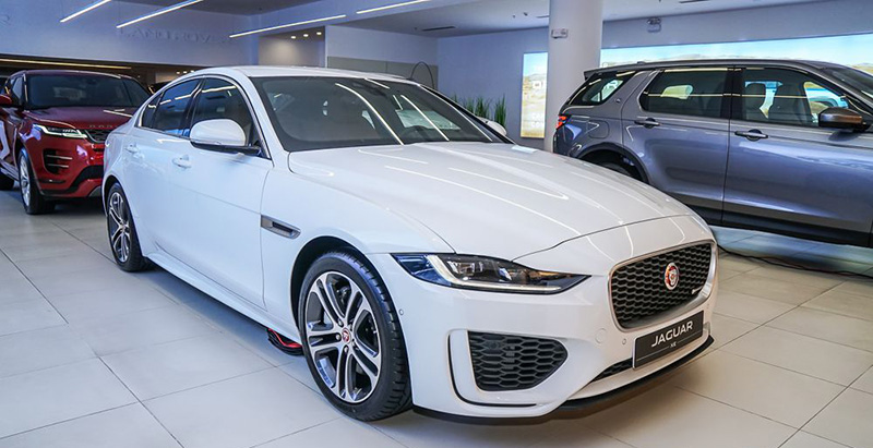 Xe Jaguar XE R Dynamic 2021