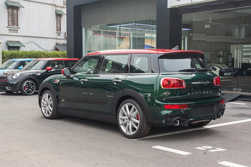 Thân xe Mini Cooper ClubMan