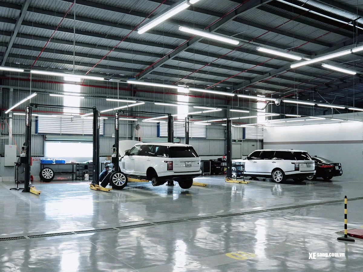 Xưởng dịch vụ Land Rover Hà Nội